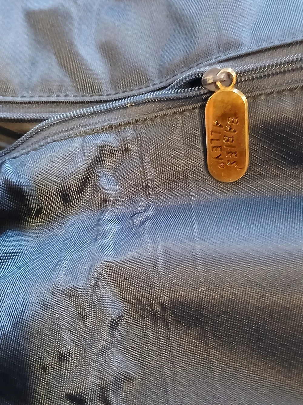 N/A elegant navy